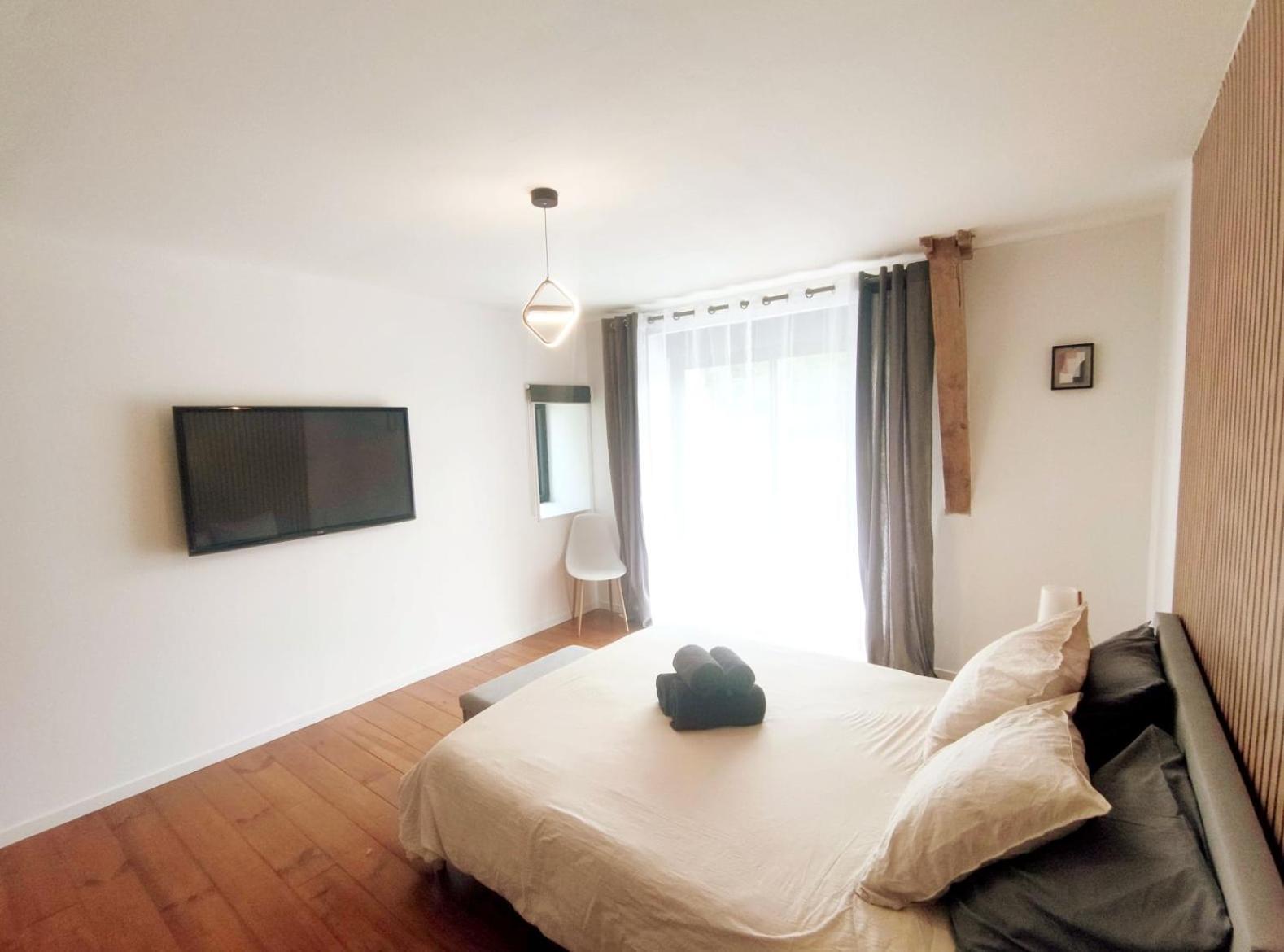 Le Domaine Du Quercy Bed & Breakfast
